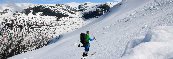 Topptur på ski til Tortnegrøegga 1414moh